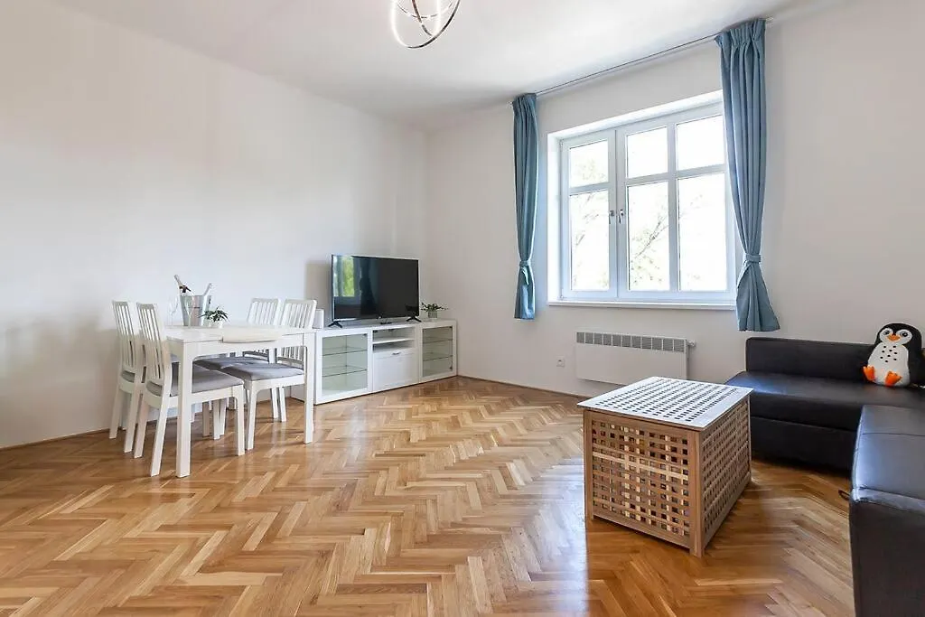 Apartment Village-Like Peace & Quiet In City + Parking Prague Czech Republic